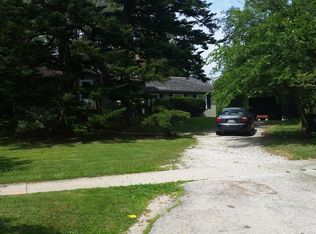 2122 Old Glenview Rd, Wilmette, IL 60091