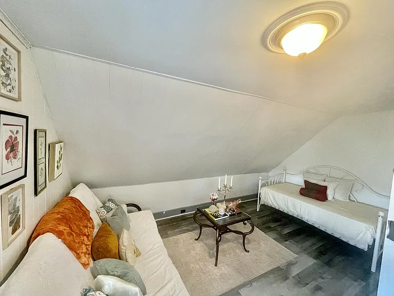 483 N Main St #2 — Photo 4