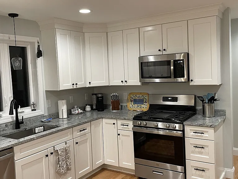 17A Page Rd — Photo 6