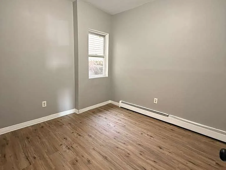 264 S 1st St #1 — Photo 5