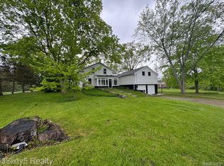 3555 S Livernois Rd, Rochester Hills, MI 48307