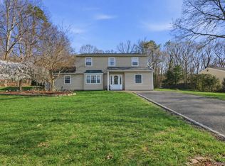 4 Howard Street, Selden, NY 11784