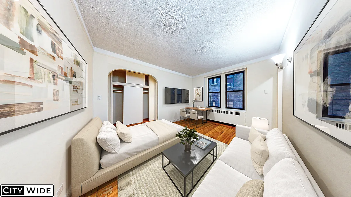 Building Photo - 1224 Saint Nicholas Ave #1G