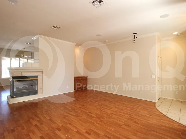 1445 S Park Grove Cir — Photo 11