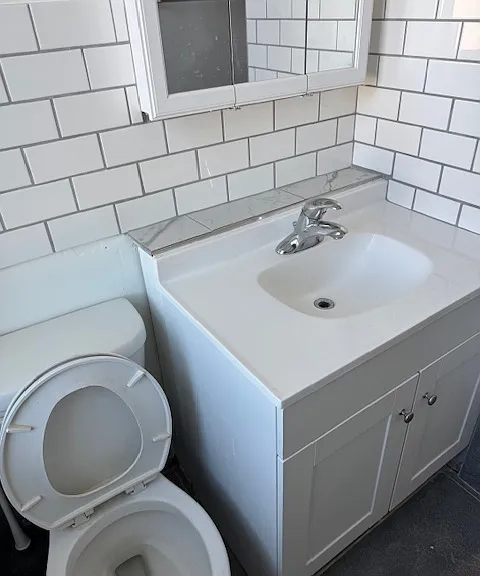 137 Morris St #2 — Photo 7