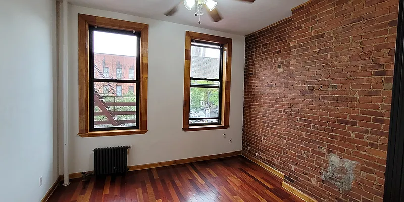 Rented by Premier One Realty LLC | media 10