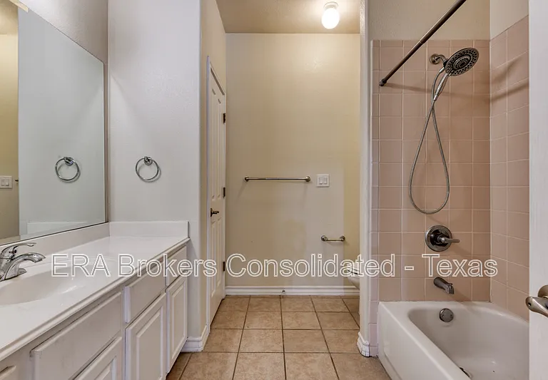 22209 Sausalito Ct — Photo 16
