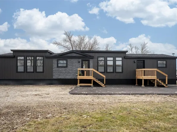 14 Dana Dr, Essex, ON N8M 1Y9