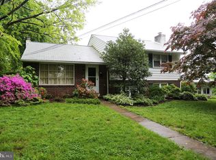 445 Chestnut St, Collegeville, PA 19426