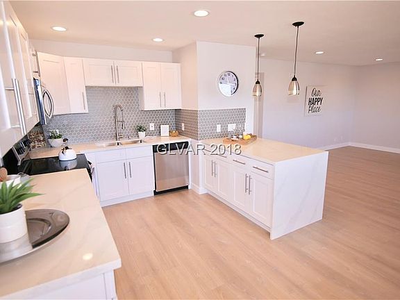 4th image of 1501 Cedar Rock Ln Unit 201