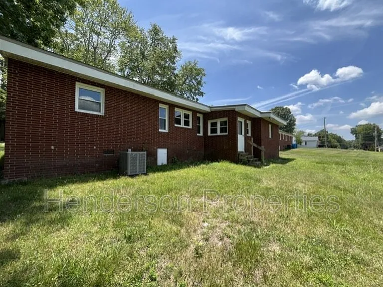 1335 Eastside Ave — Photo 13