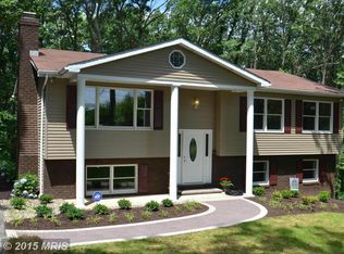 3190 Hooper Rd, New Windsor, MD 21776