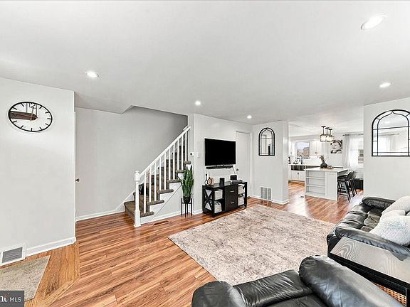 3rd image of 229 Haller Rd
