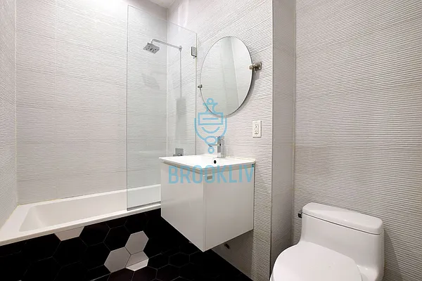 Rented by null | media 18