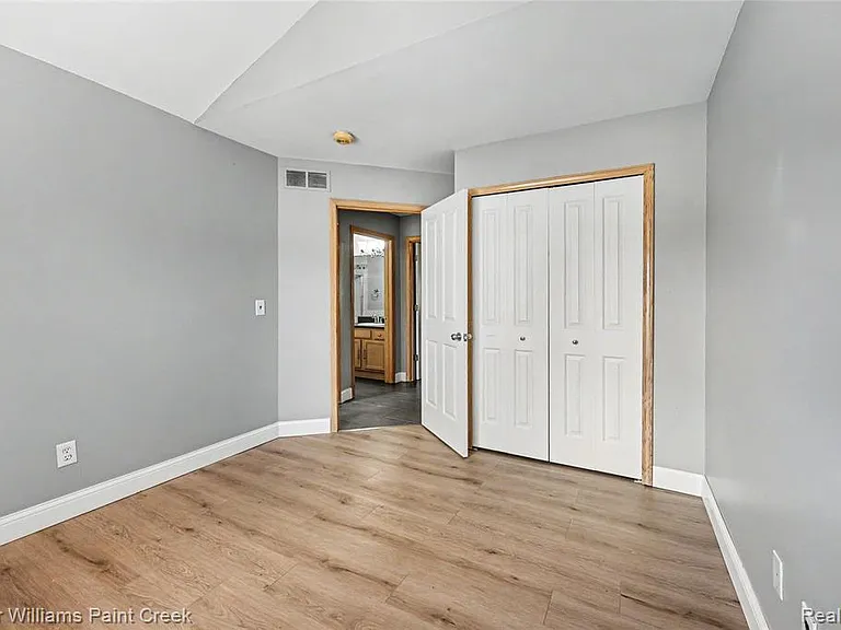 34335 Heartsworth Ln — Photo 17