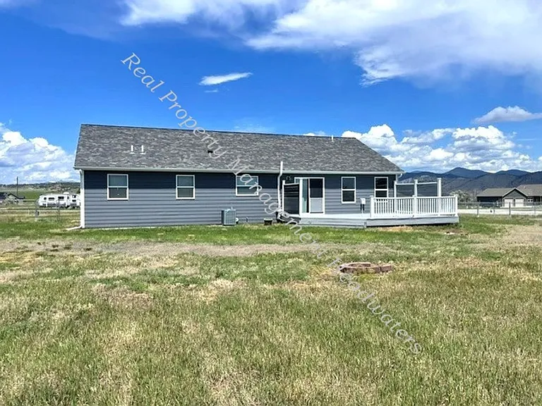 4747 Shore View Rd — Photo 22