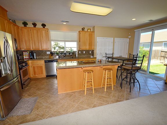 4th image of 1177 Park West Dr