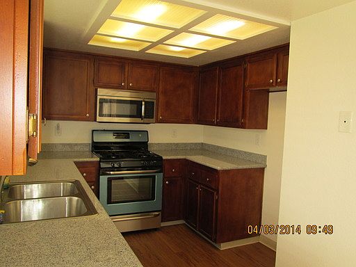 4th image of 243 Park Ln