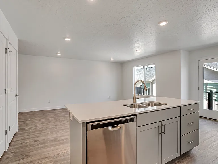 8620 W Bowie Dr — Photo 10