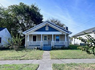 3131 Galbraith St, Knoxville, TN 37921