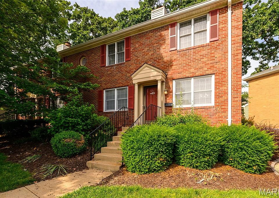 1st image of 9024 W Swan Cir