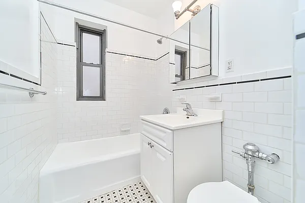 Rented by Living New York | media 22