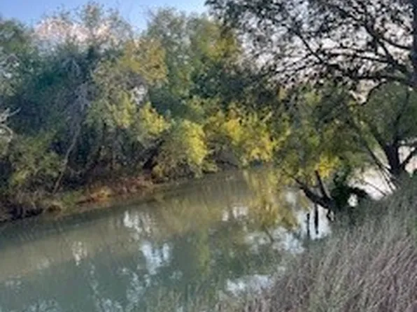 5768 County Road 73, Robstown, TX 78380