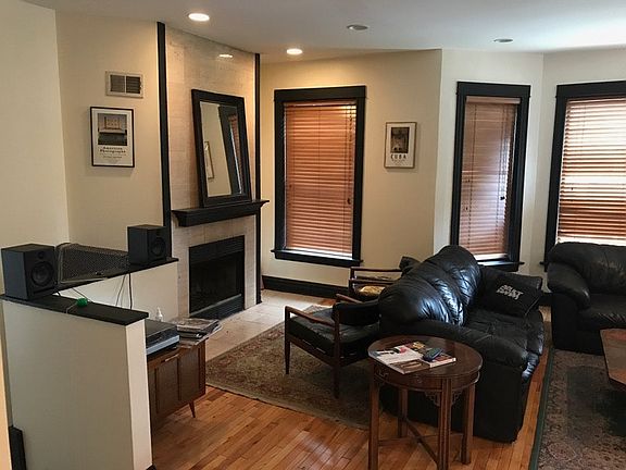 4th image of 2452 N Francisco Ave #2