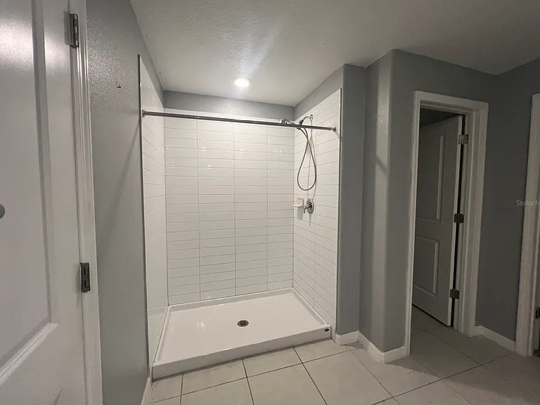 12747 Weston Oaks Ln — Photo 7