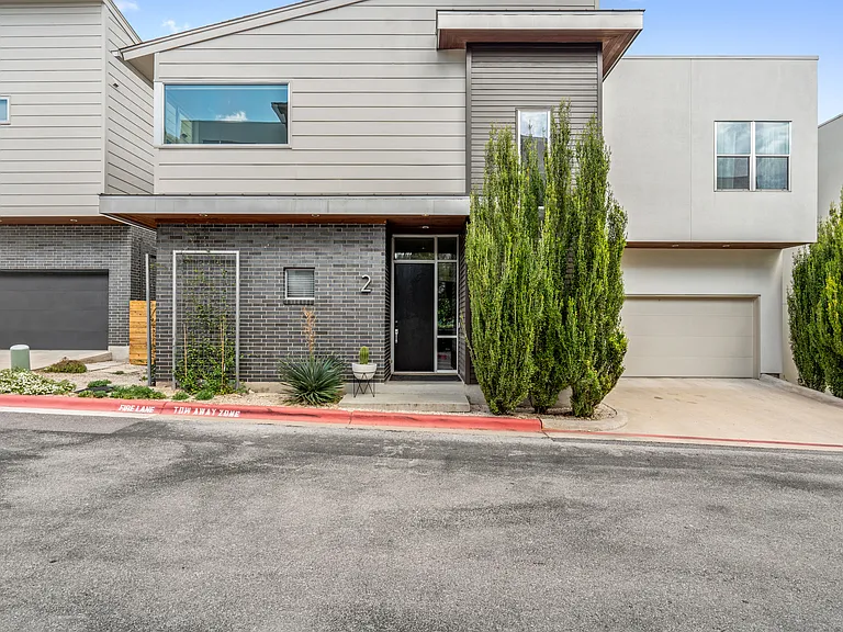 2105 Goodrich Ave — Photo 37