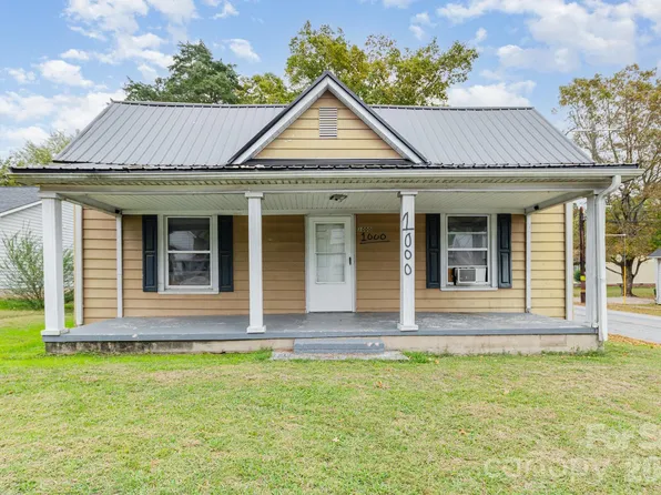 1209 3rd St, Spencer, NC 28159