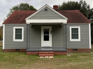 2212 E 7th St, Lumberton, NC 28358