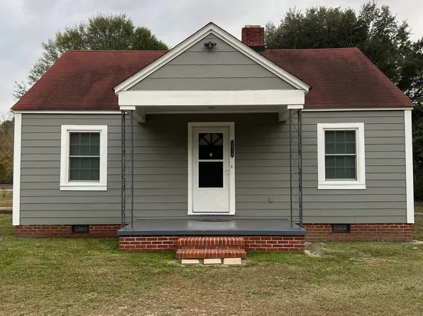 2212 E 7th St, Lumberton, NC 28358