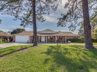 8 Hopson Rd, Jacksonville Beach, FL 32250
