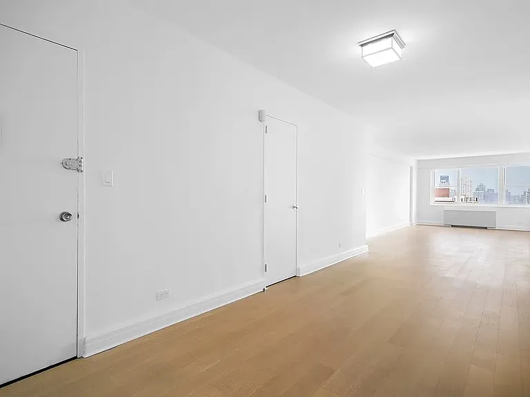 215 E 68th St #30B — Photo 10