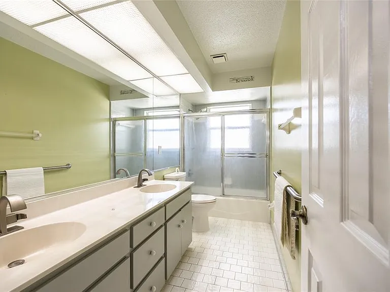 923 Sand Crest Dr — Photo 36