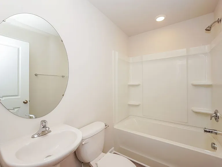 1215 Briarhill Rd #C — Photo 11