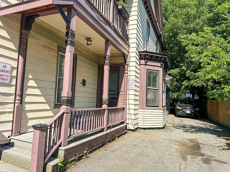 176-182 Elmwood Ave — Photo 8