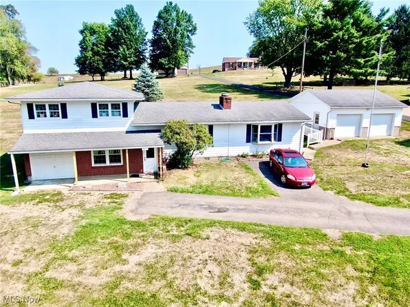 100 County Road 1, Rayland, OH 43943