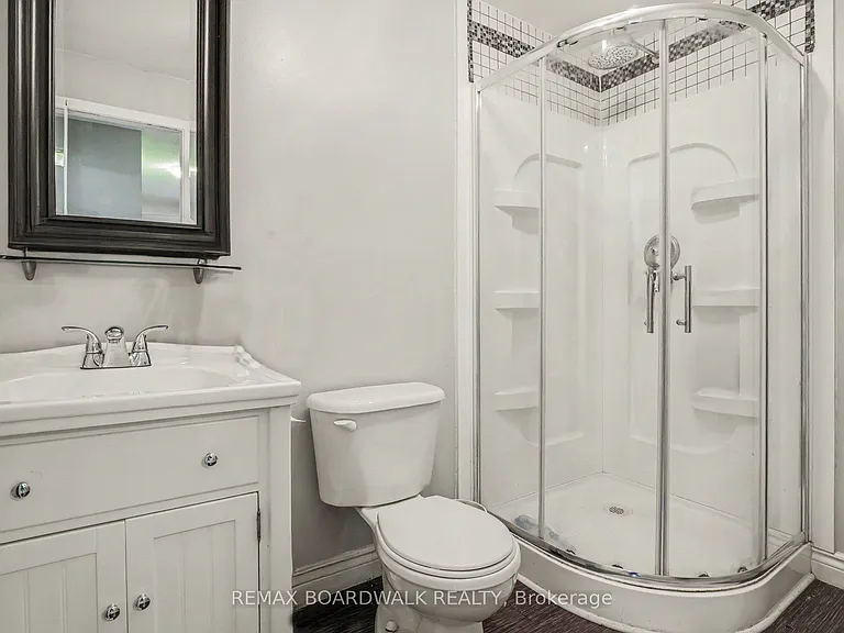84 Sherway Dr — Photo 16