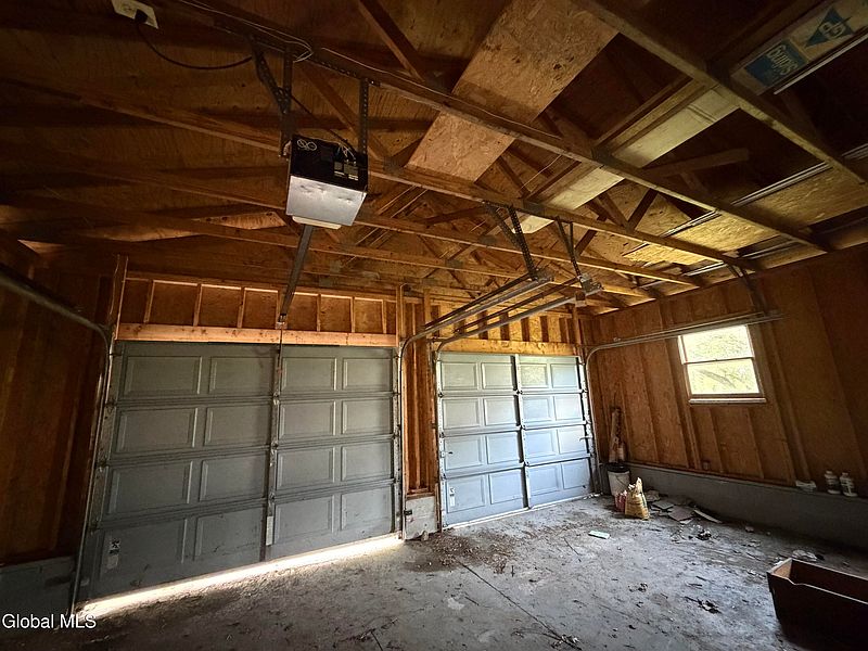 4th image of 78 Mountainview Drive