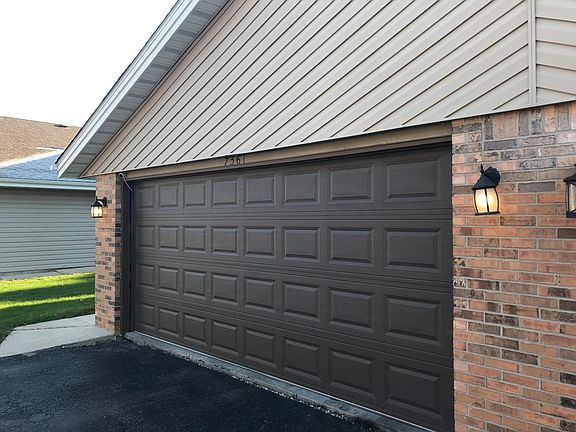 3rd image of 7359 Travertine Trl