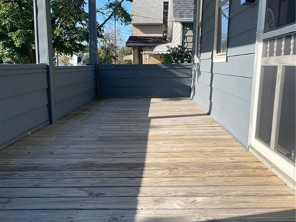 4th image of 3163 W 44th St
