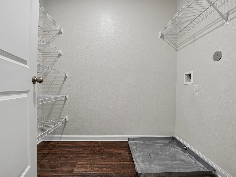 169 Allington Cir — Photo 23