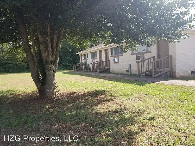 2nd image of 3917 Thomas Rd SW APT 4