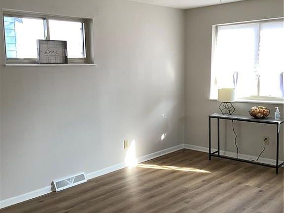 5th image of 1645 Bauer Ave