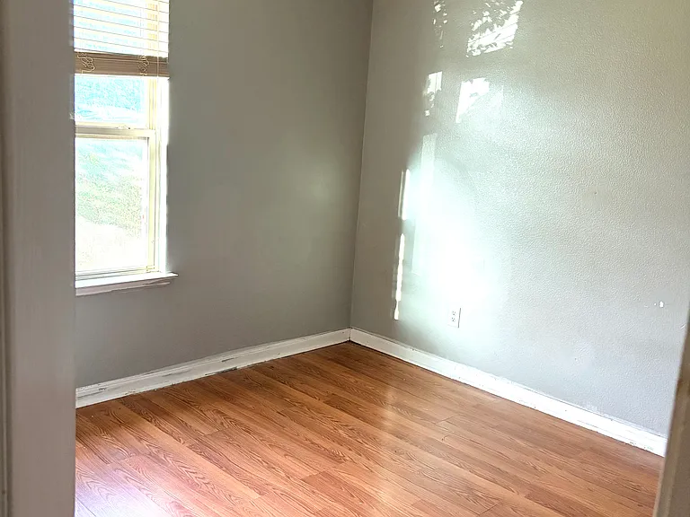 1813 Lynnwood Hills Dr — Photo 18