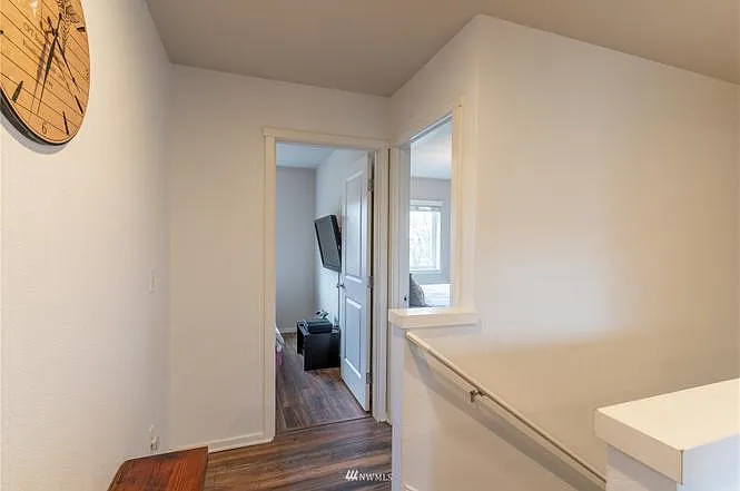 1322 E 34th St — Photo 20