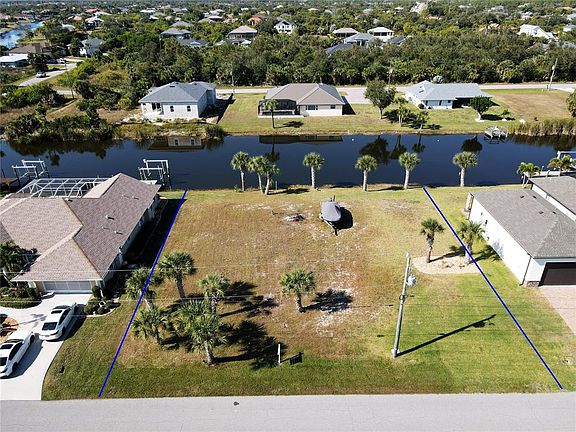 2nd image of 9514 Snapper Cir #10