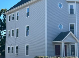 431 Smithfield Ave FLOOR 2, Pawtucket, RI 02860